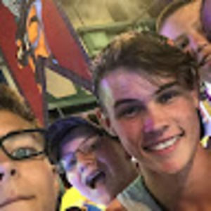 Meet your Posher, Wesley